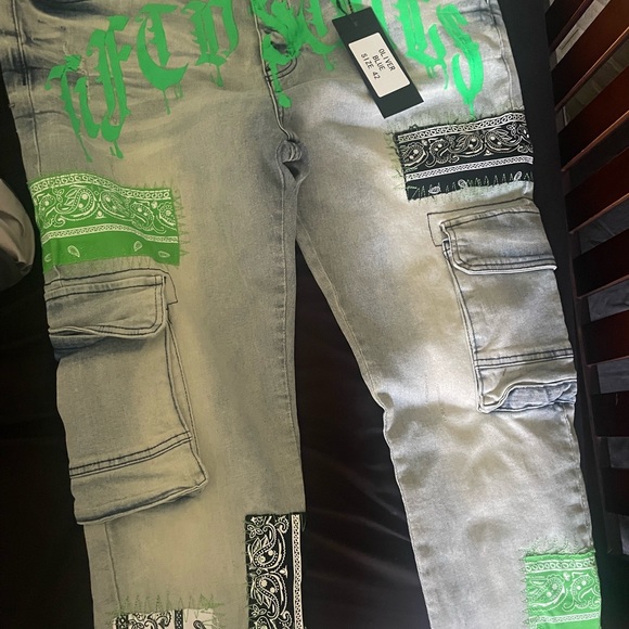 Never worn size 42 they sent me wrong size and let me keep them but I can’t wear - Picture 2 of 5